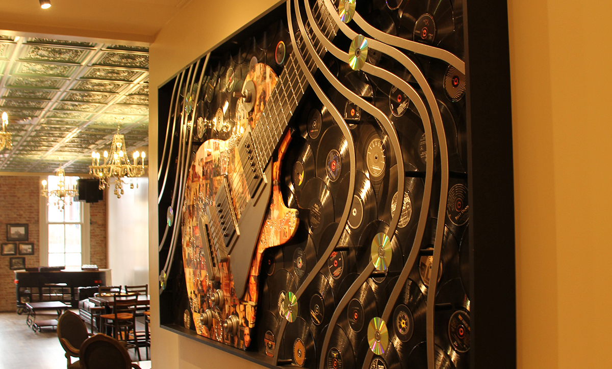 giant guitar art at famous saloon downtown nashville